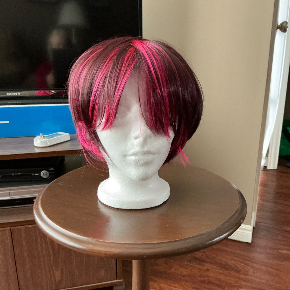 Woman’s wig - Picture 4 of 4